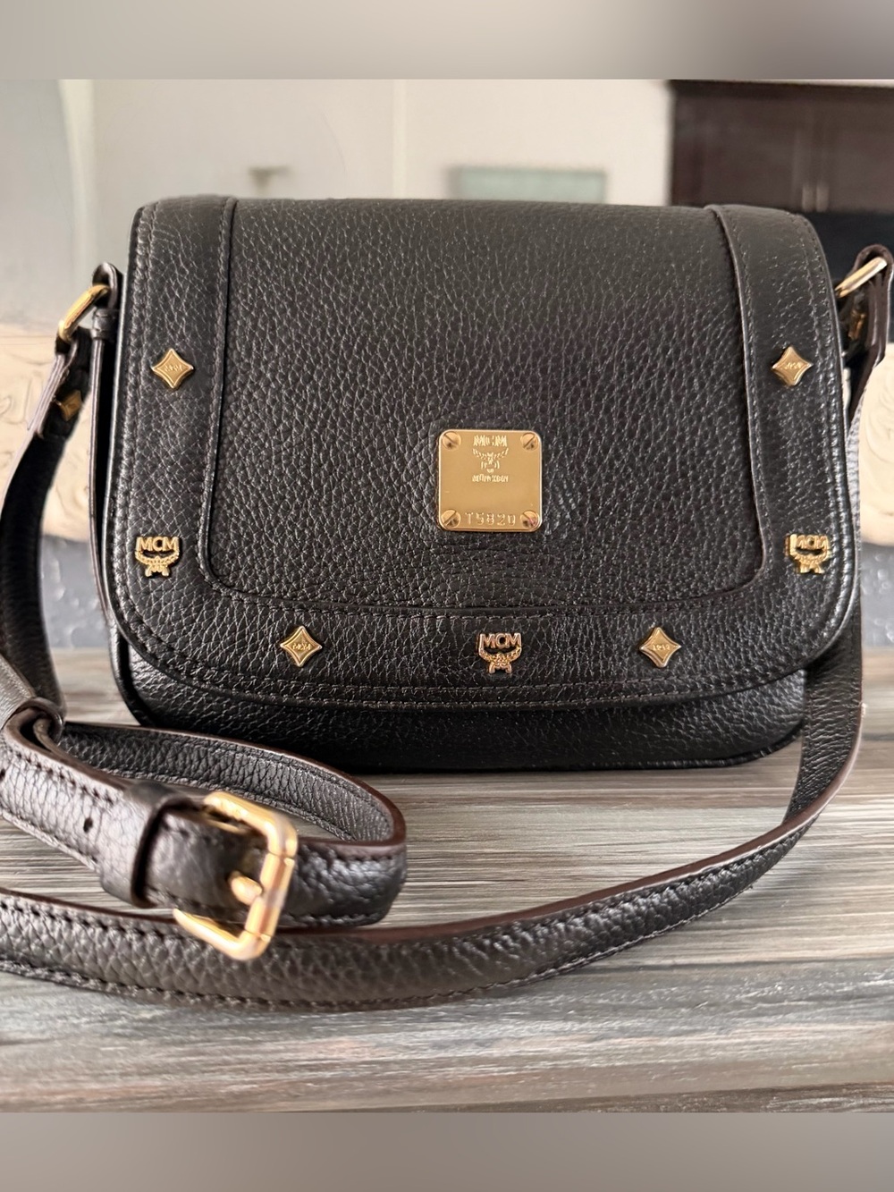 MCM Pebbled Black Leather Crossbody Bag with outside slip pocket!! - Picture 3 of 16